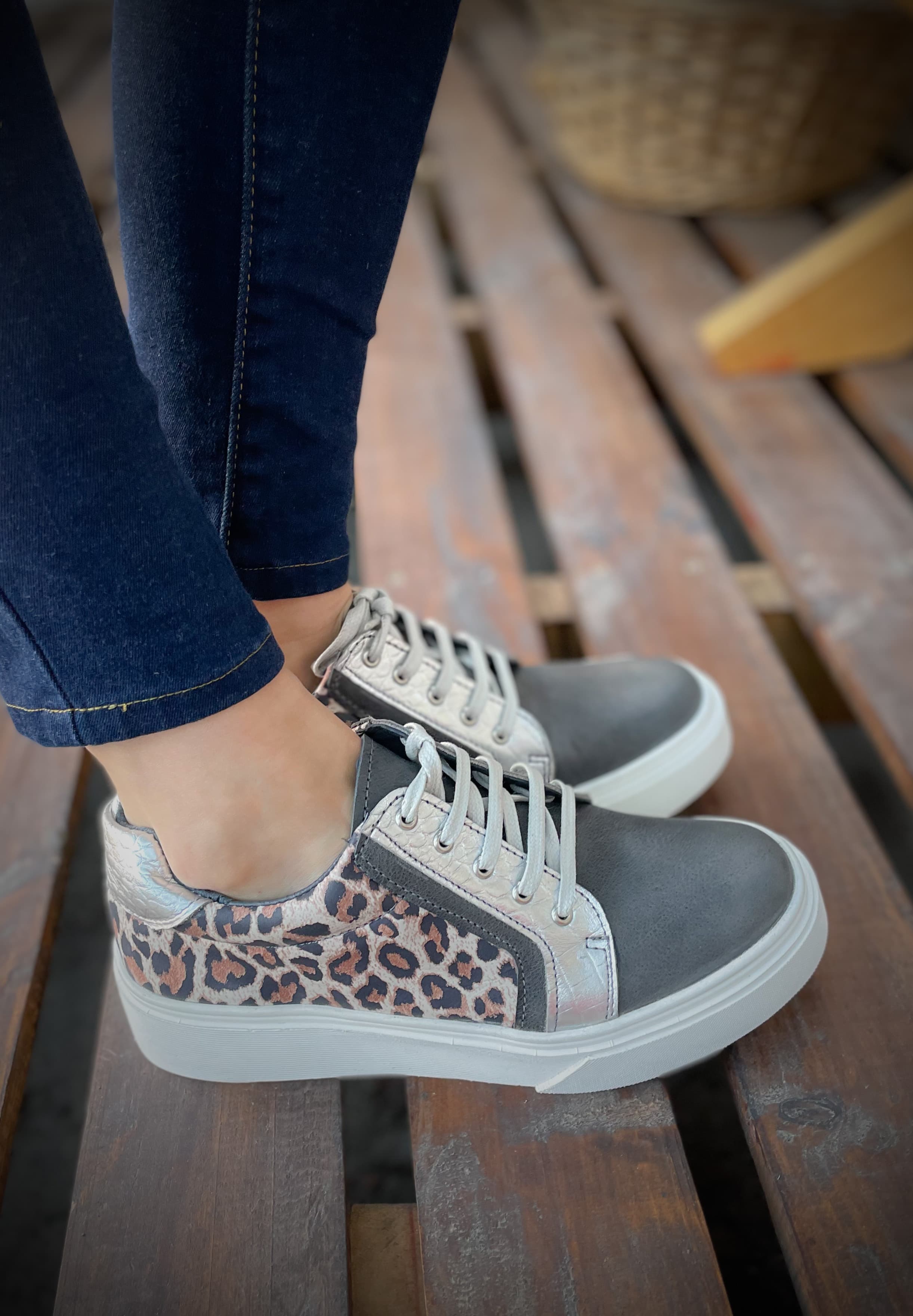 zapatilla first